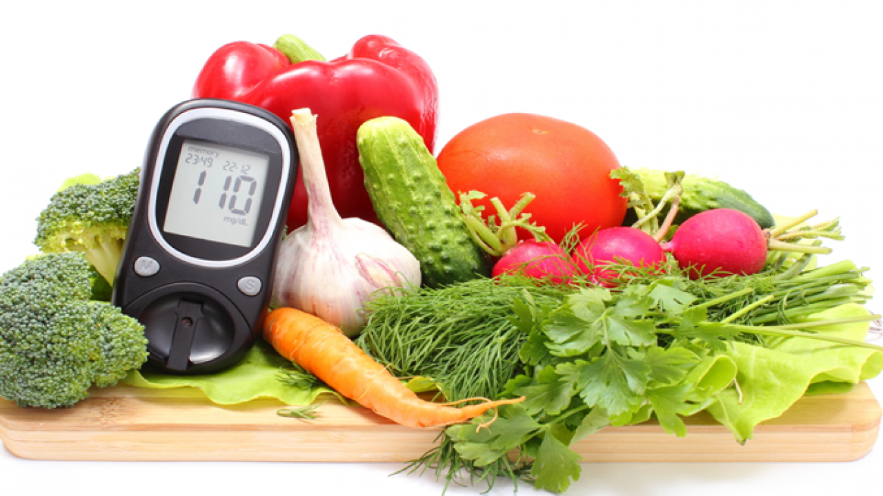 Find top 10 super foods to control diabetes