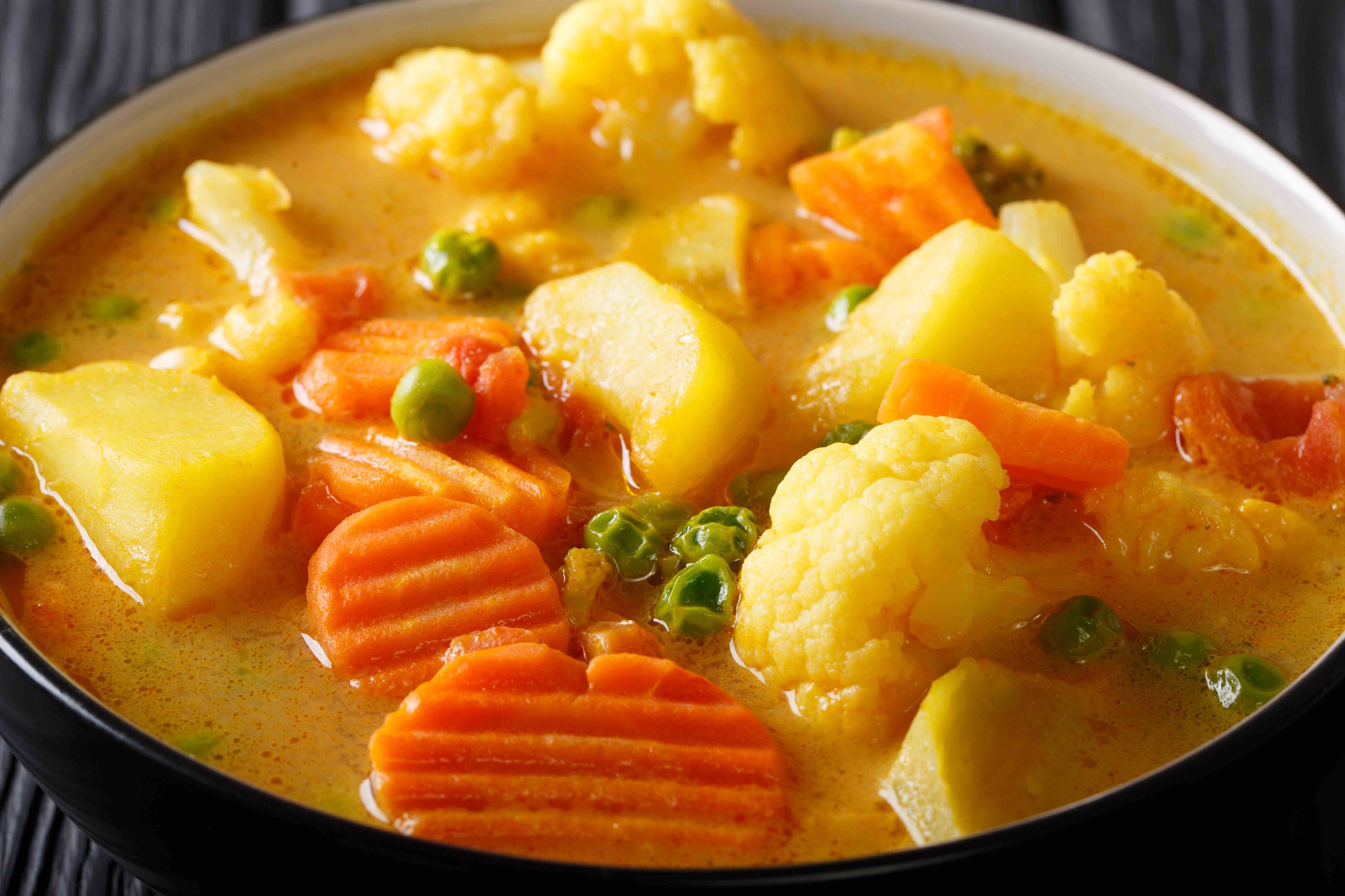Calories in Cauliflower Carrot Curry